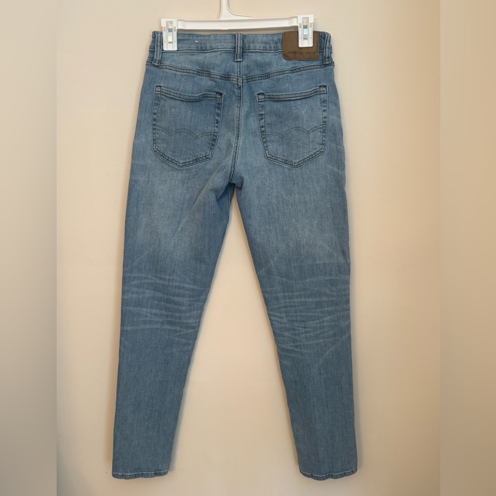 American Eagle Athletic Fit Jeans Men’s 28x32 Light Wash Airflex+ Stretch - Picture 2 of 7